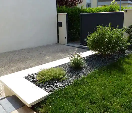 Seuil en béton désactivé
