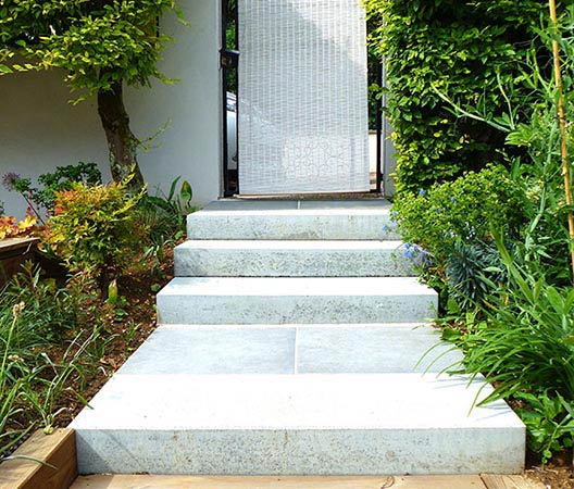 jardin avec terrasse en bois, photo 13
