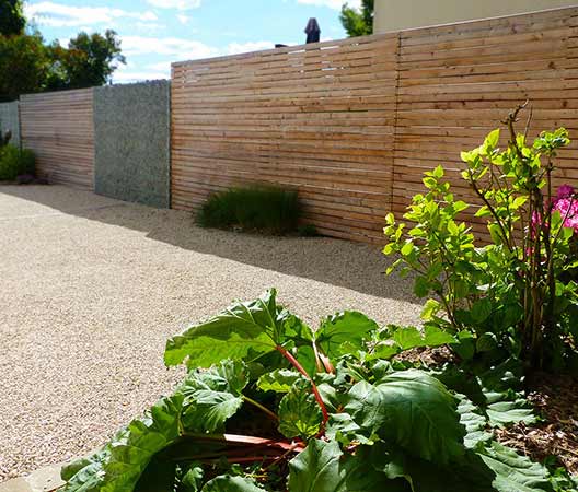 un jardin sur les hauteurs de Dijon 11