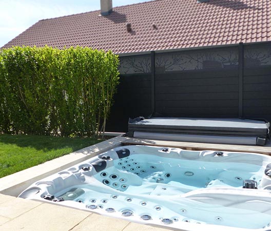 ChaCréation d’une piscine et aménagement des abords à Dijon  6
