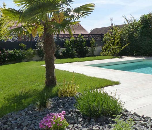 ChaCréation d’une piscine et aménagement des abords à Dijon  6