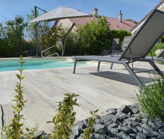 ChaCréation d’une piscine et aménagement des abords à Dijon  6