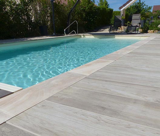 ChaCréation d’une piscine et aménagement des abords à Dijon 15