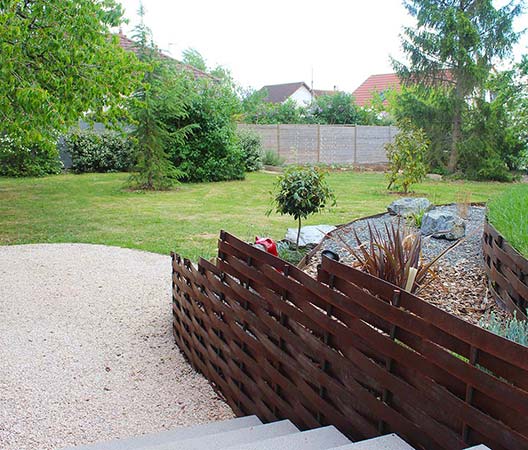 Création et habillage d’un talus paysager 10