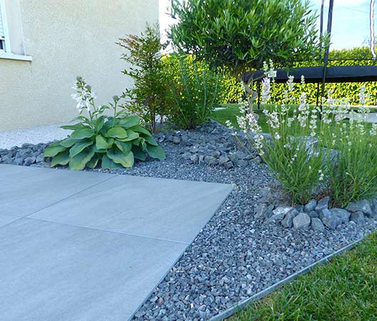 aménagement des extérieurs d’un jardin modern 9