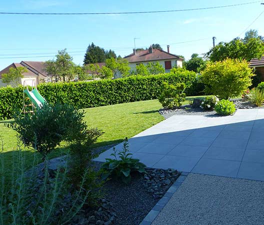 aménagement des extérieurs d’un jardin modern 11