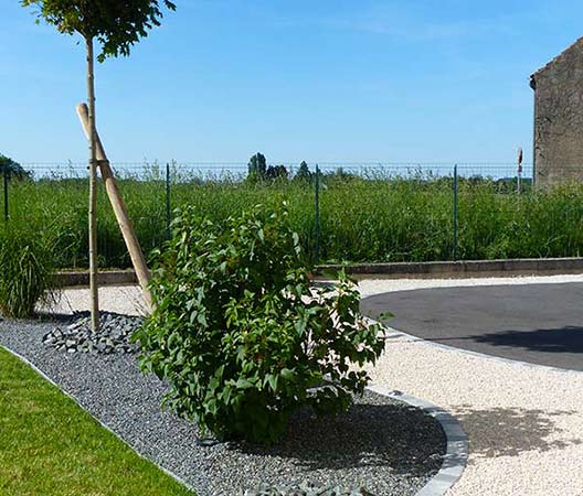 aménagement des extérieurs d’un jardin modern 18