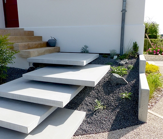 Escalier suspendu