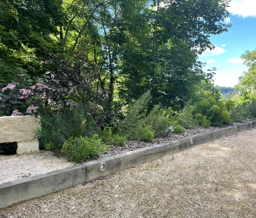 Bordure terrain de pétanque
